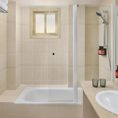 Istay By Nh Zaragoza Sport Hotel-2
